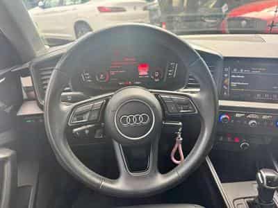 Audi A1 A1 / BVA / NAVY / VP (2022) - Photo 11