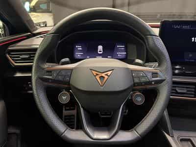 Cupra Leon VZ 2.0 TSI 301cv PANORAMA / SATELLITES (2024) - Foto 8