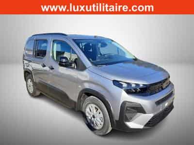 Peugeot Rifter AT 130 N1/NAVY/Kamera (2026) - Foto 1