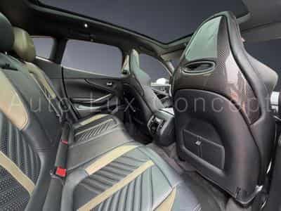 Aston-Martin DBX 707 (2022) - Photo 14