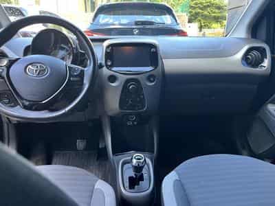 Toyota Aygo 1.0 automatique Team Deutchland (2020) - Photo 8