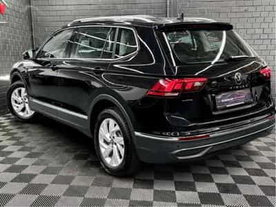 VW Tiguan Life 1.5 TSI 150 CV DSG7 *7 PLACES *ATTELAGE* *HAYON* (2025) - Photo 3