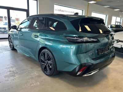 Peugeot 308 SW Hybrid GT (2025) - Photo 5