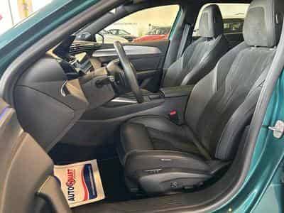 Peugeot 308 SW Hybrid GT (2025) - Photo 10