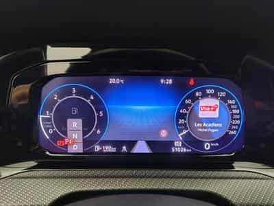 VW Golf 2.0 TDi R-Line Business Premium DSG (2024) - Foto 10