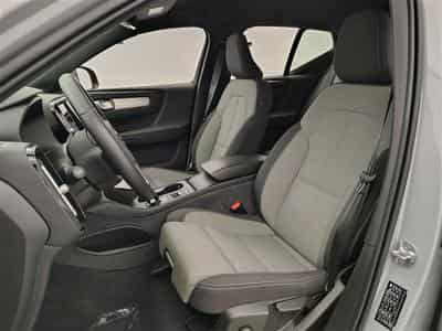 Volvo XC40 1.5 T2 Core Geartronic NAVI/FULL LED/JA17/PDC (2024) - Foto 7