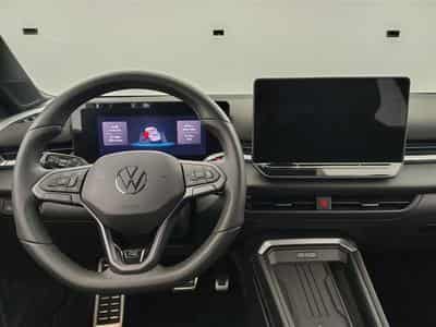 VW T-Roc 1.5 TSI 150cv DSG R-Line *CARPLAY/FULL LED/CAMERA/JA17* (2026) - Foto 9