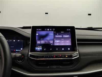 Jeep Compass 1.5 e-Hybrid BVR7 Altitude CARPLAY / FULL LED / CAMERA 360° (2024) - Photo 10