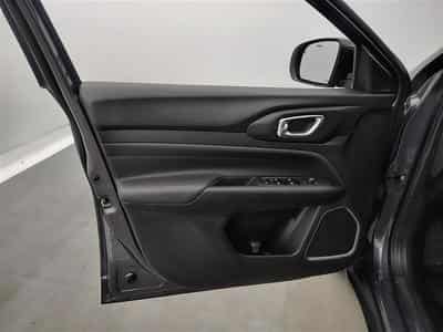 Jeep Compass 1.5 e-Hybrid BVR7 Altitude CARPLAY / FULL LED / CAMERA 360° (2024) - Photo 15