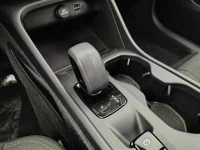 Volvo XC40 1.5 T2 Momentum Core Geartronic NAVI/FULL LED/JA17/PDC (2022) - Photo 12