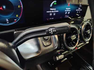 Mercedes GLB 180 180d Business Solution S-CUIR/NAVI/TO PANO/FULL LED/JA17 (2023) - Photo 12