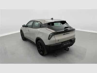 Alfa-Romeo Junior 1.2 Turbo Ibrida Pack Tech*NAVI/CAM/MATRIX LED/PDC/JA17* (2025) - Photo 2