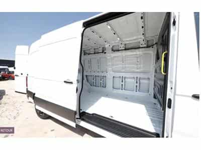 VW Crafter Crafter 35 L4H3 2.0 TDi (2026) - Photo 9