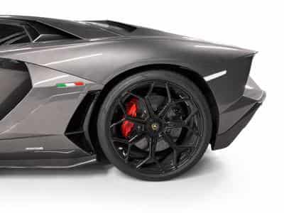 Lamborghini Aventador 6.5 Ultimae LP 780-4 1 of 350 (2022) - Photo 3