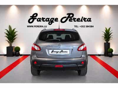Nissan Qashqai 2.0 dCi 150 BOSE EDITION PANO CUIR NAVI 1 HAND (2011) - Photo 4