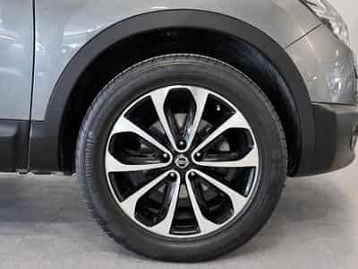 Nissan Qashqai 2.0 dCi 150 BOSE EDITION PANO CUIR NAVI 1 HAND (2011) - Photo 14
