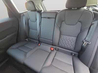 Volvo XC60 Facelift B5 Core / Essence (2025) - Photo 13