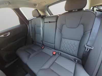 Volvo XC60 T6 Plus Dark / Hybride FACELIFT KIT HIVER INCLUS (2025) - Photo 13