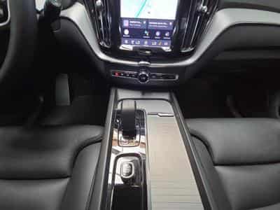 Volvo XC60 B4 Plus Dark / Essence (2023) - Photo 10