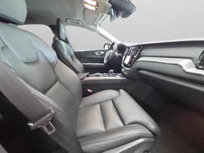 Volvo XC60 B4 Plus Dark / Essence (2023) - Photo 14