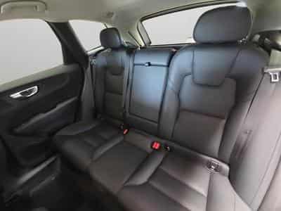 Volvo XC60 B4 Plus Dark / Essence (2023) - Photo 15