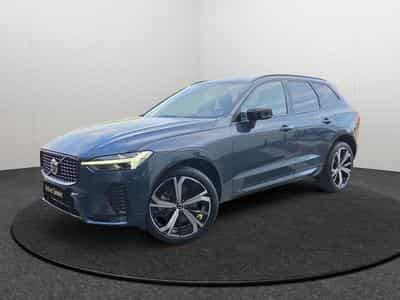 Volvo XC60 B5 AWD Ultra Dark / Essence (2025) - Photo 1