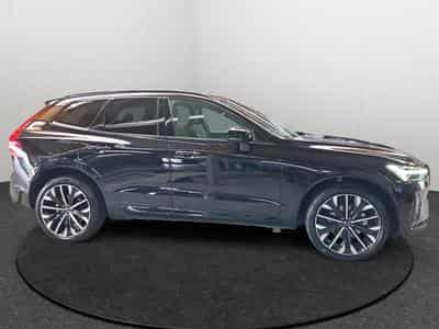 Volvo XC60 B5 AWD Ultra Dark / Essence (2025) - Photo 7