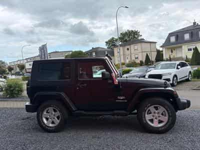Jeep Wrangler 2.7 CRD SAHARA (2008) - Photo 3