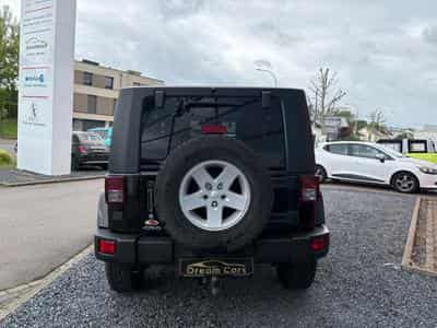 Jeep Wrangler 2.7 CRD SAHARA (2008) - Photo 2