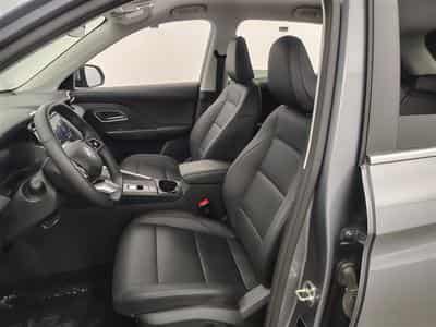 MG ZS 1.5 Hybrid+ Luxury NAVI / FULL LED / CUIR / CAMERA 360 (2026) - Photo 7