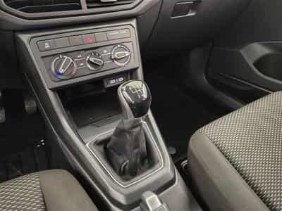 VW T-Cross 1.0 TSI Life OPF (2025) - Photo 12