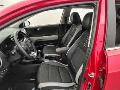 Kia Stonic 1.0 T Inspire Plus ISG (2024) - Photo 7
