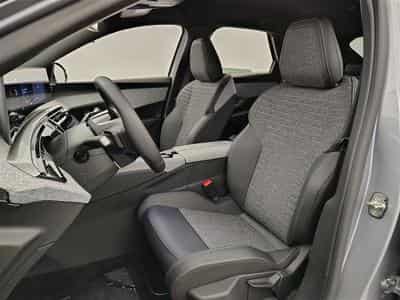Peugeot 3008 1.2 HYBRID 136cv e-DSC6 Allure Pack NAVI / FULL LED / CAMERA (2025) - Photo 7
