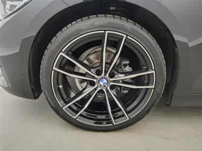 BMW 318 318iA Touring Sport Line Navi Cockpit/LED/CAMERA (2021) - Photo 6