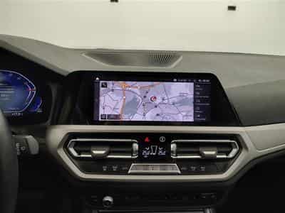 BMW 318 318iA Touring Sport Line Navi Cockpit/LED/CAMERA (2021) - Photo 11