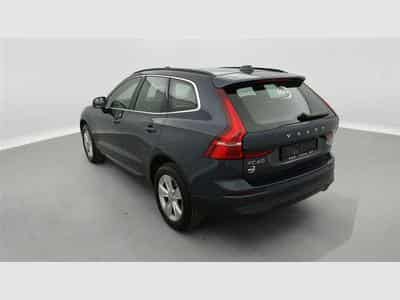 Volvo XC60 2.0 B4 MHEV Core CARPLAY / FULL LED (2024) - Photo 2