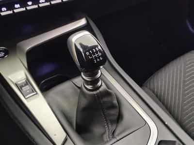 Peugeot 308 SW 1.2 PureTech Active Pack NAVI/LED/PDC (2022) - Photo 12