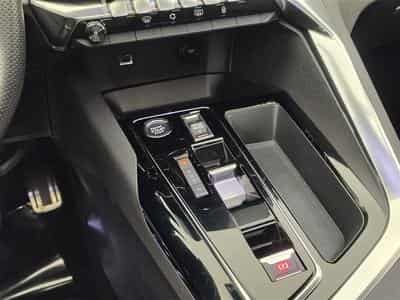 Peugeot 5008 1.2 PureTech 130cv EAT8 GT 7pl. NAVI / FULL LED / PANO / CAM (2023) - Photo 12