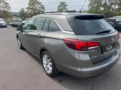 Opel Astra 1.5 diesel AUTOMATIQUE (2020) - Photo 4