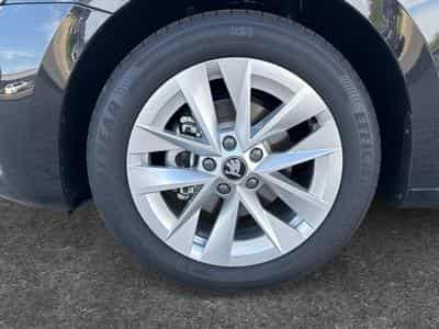 Skoda Octavia Selection (2026) - Photo 9