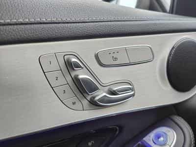 Mercedes GLC 200 PACK AMG 4 MATIC BLUETOOTH SIEGE CHAUFFANT GPS CARPLAY (2022) - Photo 11