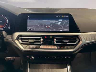 BMW 318 318i Touring M Sport (2020) - Photo 13