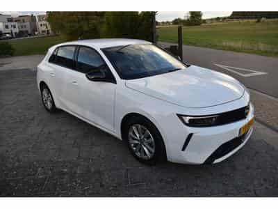 Opel Astra 1,2 Turbo 130 S/Edition Automatic (2025) - Photo 4