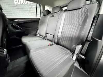 VW Tiguan Life 1.5 TSI 150 CV DSG7 *7 PLACES *ATTELAGE* *HAYON* (2025) - Photo 8