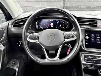 VW Tiguan Life 1.5 TSI 150 CV DSG7 *7 PLACES *ATTELAGE* *HAYON* (2025) - Photo 11