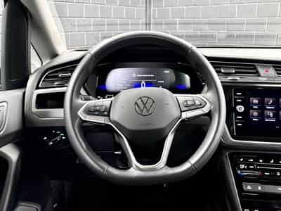 VW Touran Comfortline 1.5 TSI 150 CV DSG7 * 7 PLACES * *HAYON* ATTELAG (2024) - Foto 13