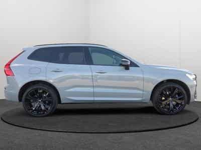 Volvo XC60 Facelift B5 AWD Black Edition Plus / Essence (2025) - Foto 6