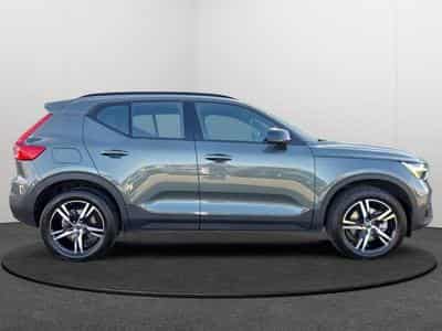 Volvo XC40 B3 Plus Dark / Essence (2025) - Photo 6