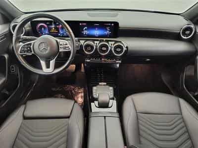 Mercedes A 250 e PHEV Business Solution Navi / Led / PDC av+ar (2021) - Foto 8
