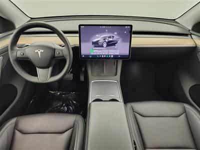 Tesla Model Y Standard Range NAVI / FULL LED / PANO / CAMERA 360" / JA 19" (2023) - Foto 8